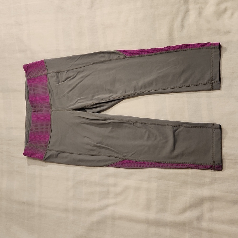 Athleta capri leggings women's medium gray purple‎
